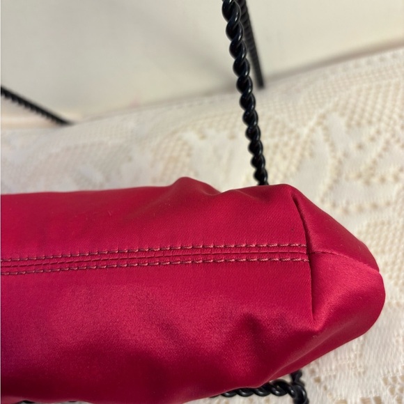 Coach Vibrant Magenta Satin & Silver Frame Kiss-lock Coin Wristlet - Picture 7 of 10